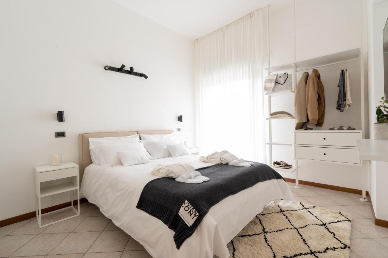 Hotel Adriatica Riccione Esterno foto