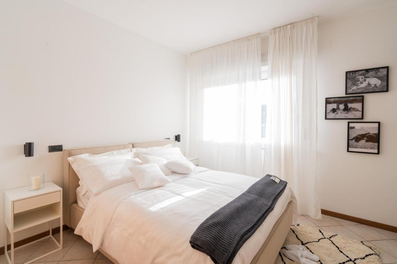 Hotel Adriatica Riccione Esterno foto